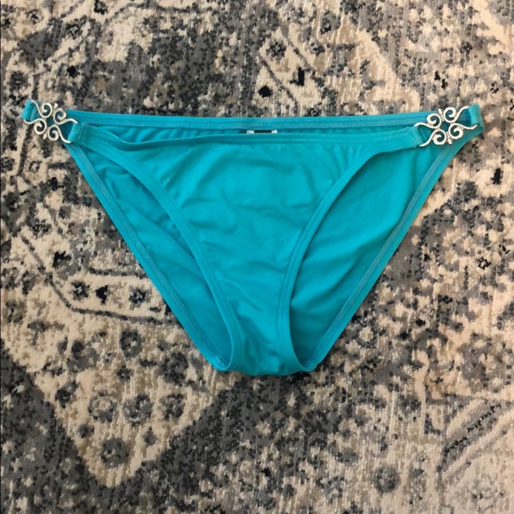 Tommy Bahama